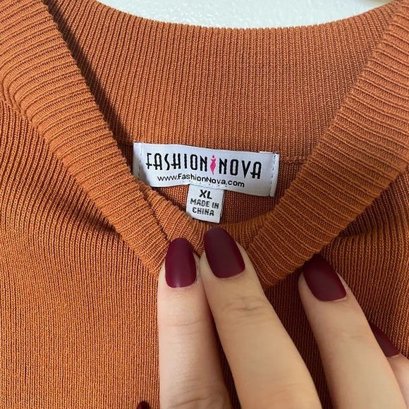 FashionNova Love Sleeved MIDI Bodycon Belted Dress - Picture 8 of 8